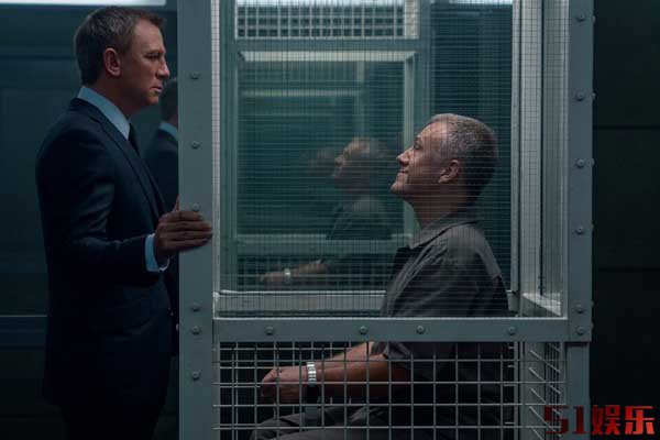 《007:无暇赴死》今日上映 丹尼尔·克雷格终极一战震撼开启(图3) 《007:无暇赴死》今日上映 丹尼尔·克雷格终极一战震撼开启(图3)